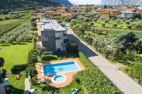 Hotel Villa Stella in Nago-Torbole — foto 12