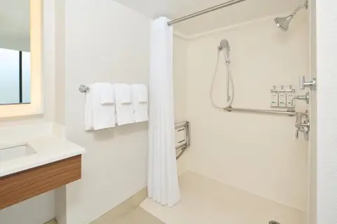 Holiday Inn Express Waikiki in Honolulu — foto 11