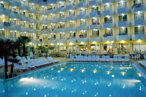 GHT Oasis Tossa & Spa in Tossa de Mar