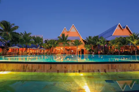 Victoria Beachcomber Resort & Spa in Pointe Aux Biches — foto 21