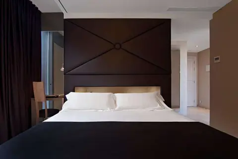 Axel Hotel Barcelona in Barcelona — foto 23