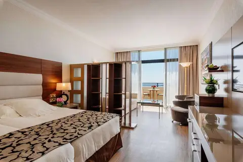 Amathus Beach Hotel in Limassol — foto 25