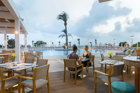Leonardo Laura Beach & Splash Resort in Paphos — foto 28