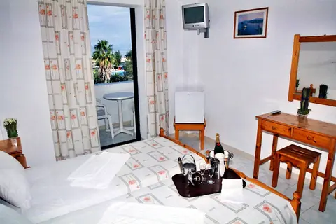 Hotel Prassino Nissi in Δημοτική Ενότητα Μελιτειέων — foto 19