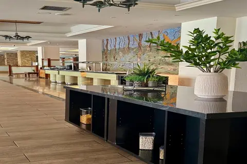 Navarria Hotel in Limassol — foto 6