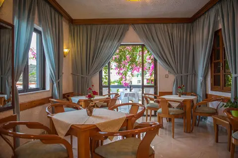 Fevro in Αγία Γαλήνη — foto 13