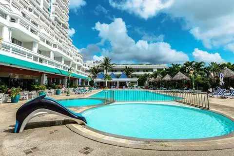 Andaman Beach Suites Hotel in ตำบลป่าตอง — foto 2