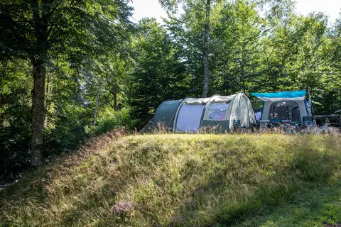 Flower Camping La Plage in Treignac — foto 27