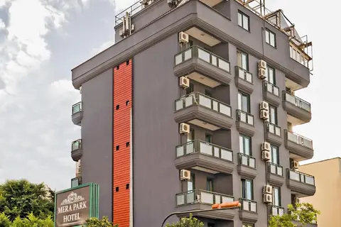 Mera Park Hotel in Muratpaşa — foto 3