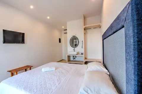 Anamar Santorini in Δημοτική Ενότητα Θήρας — foto 12