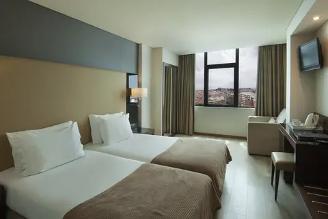Turim Alameda Hotel in Almada — foto 7