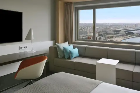 Mövenpick Hotel Amsterdam City Centre in Amsterdam — foto 8
