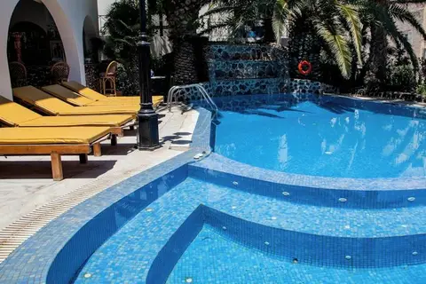 Black Sandy Beach in Santorini Sky, Luxury Resort, foto 26
