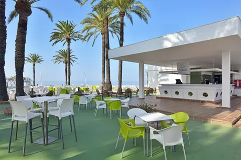 Fly & Go Sol Marbella Estepona Atalaya Park in Estepona — foto 17