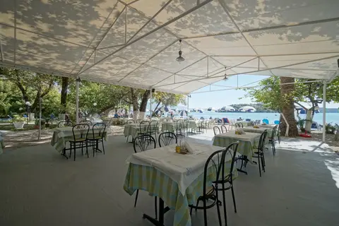 Avra Beach Hotel in Δημοτική Ενότητα Ελλομένου — foto 7