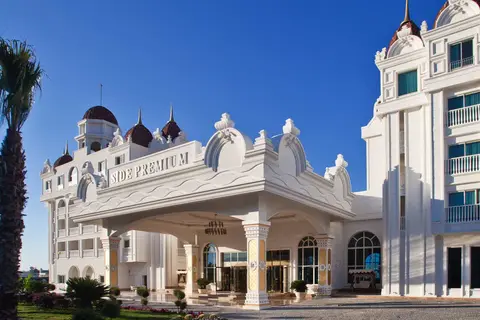 Side Premium in Manavgat