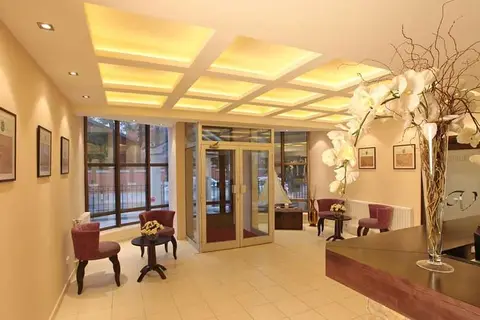 Garni Hotel Vozarev in Belgrado — foto 8