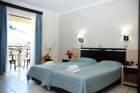 Letsos Hotel in Alykanas — foto 6