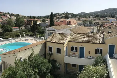 Sunflower Apartments & Studios in Δημοτική Ενότητα Κασσωπαίων — foto 24