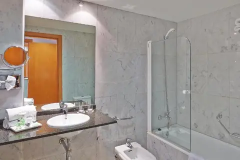 Hotel Catalonia Barcelona Beach in Santa Susanna — foto 14