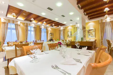 Spongiola in Brodarica — foto 16