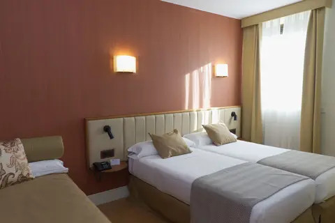 Hotel Los Condes in Madrid — foto 13