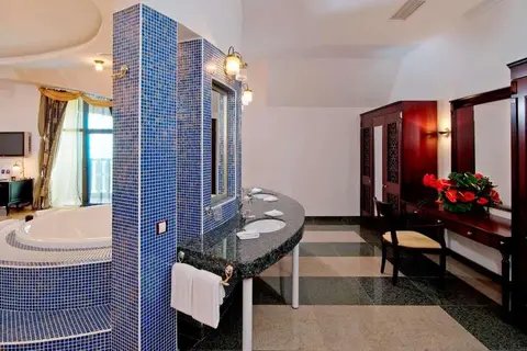 Melia Grand Hermitage in Дентална клиника „Медика 3 Дент“ — foto 29
