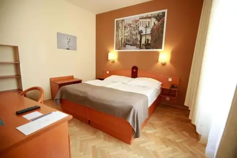 Hotel Merkur in Praag — foto 11