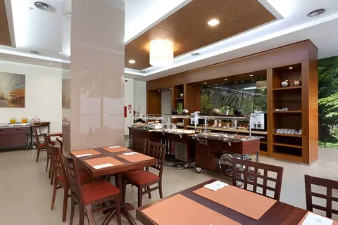 Hotel Porcel Ganivet in Madrid — foto 11