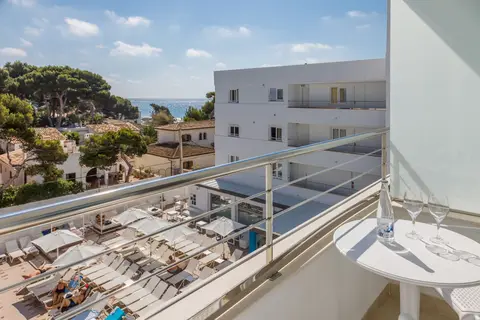 Hotel Triton Beach in Cala Ratjada — foto 26