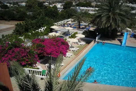 PefkosBreeze Family Resort & Spa in Πεύκοι — foto 2