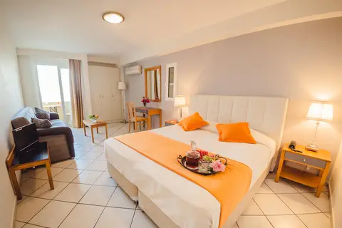Faedra Beach Resort in Radisson Blu Luxury Milatos Beach Resort, foto 13