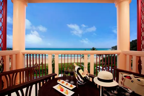 Centara Grand Beach Resort Phuket in ตำบลกะรน — foto 7