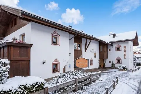 Hotel Garni Fortuna in Urtijëi - St. Ulrich - Ortisei