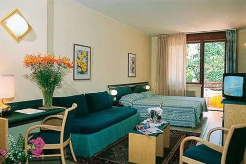 Hotel Du Parc in Sirmione — foto 15
