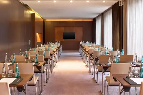 The St. Regis Istanbul in Fatih — foto 22