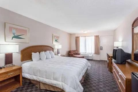 Ramada by Wyndham Anaheim Convention Center in Anaheim, foto 26