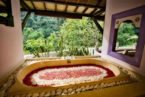Hanging Gardens of Bali in Payangan — foto 30