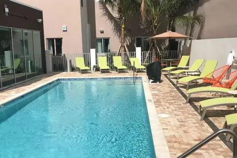 Staybridge Suites Miami International Airport in Miami