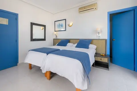Aparthotel Vibra del Mar in Sant Antoni de Portmany — foto 22