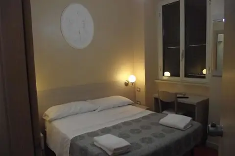 Elide in Rome, foto 6