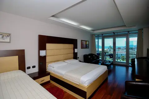 Vlora International in Vlora — foto 15