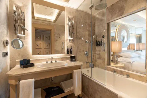Wyndham Grand Istanbul Kalamis Marina Hotel foto 5