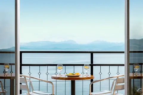 Canvas by Mitsis Belvedere in Δημοτική Ενότητα Μελιτειέων — foto 8