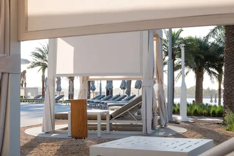 Erth Abu Dhabi in Abu Dhabi — foto 14