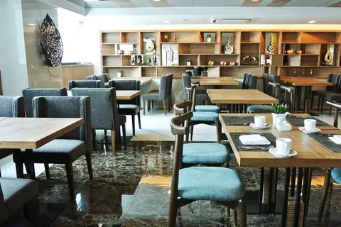 Ramada by Wyndham Bangkok Sukhumvit 11 in Bangkok — foto 5