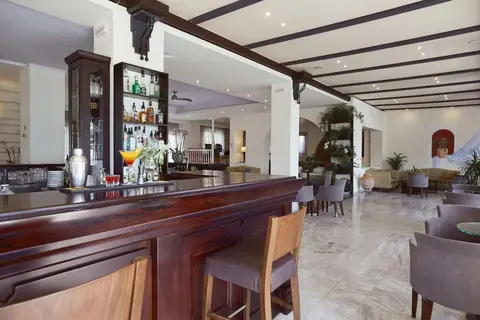 Santa Marina Beach Hotel in Agia Marina — foto 21