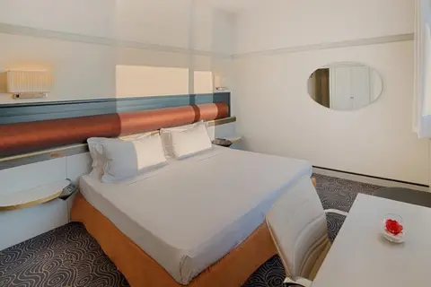 NH La Spezia in Gardone Riviera — foto 16