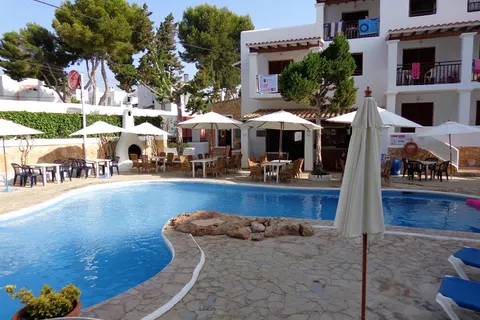 Los Pinares de Benet foto 3