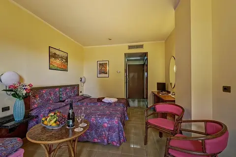 Caesar Palace Hotel in Giardini Naxos — foto 25